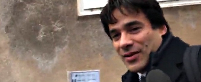 Copertina di Raggi, l’assessore Mazzillo taglia corto: “Andiamo avanti”. Il Pd rilancia: “Giunta al capolinea”