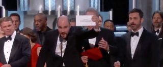 Copertina di La La L’altro, Oscar al film sbagliato. Ecco come è andata: scuse al vincitore nell’imbarazzo generale