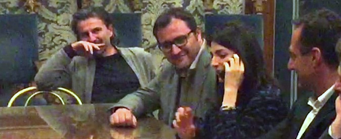 Copertina di Stadio Roma, Raggi scherza (in un inglese perfetto) con Pallotta: “Il progetto? Lo amiamo”