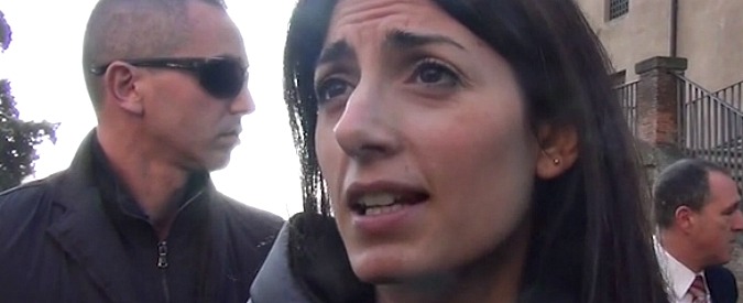 Copertina di Roma, Raggi: “Terza polizza? Io estranea, verificherò con i miei avvocati”