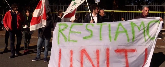 Copertina di Assemblea Pd, i militanti: “Restiamo uniti. Il luogo del confronto è il congresso, con la scissione perdiamo tutti”