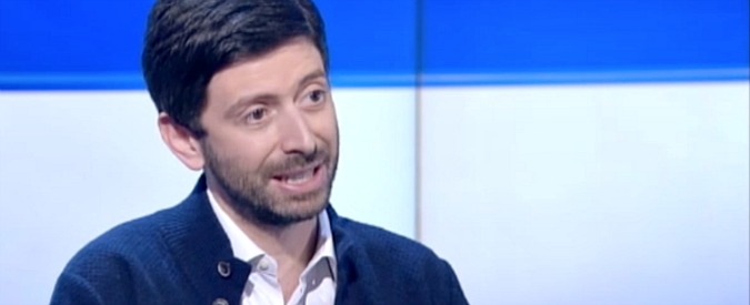 Copertina di Ex Pd ora Dp, Speranza a Gentiloni: “Abbia paura di Renzi, non di me. Non faremo mancare nostro appoggio”