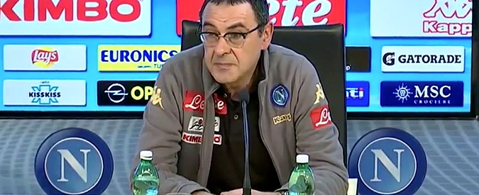 Copertina di Calcio, l’allenatore del Napoli Maurizio Sarri: “Io alla Juve? Valuto la querela”