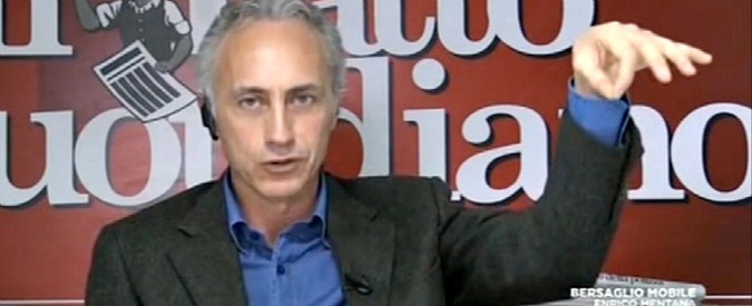 Copertina di Raggi e M5s, Travaglio: “Se non ce la fa può dimettersi. Poi rinuncino alle elezioni, studino e preparino una classe dirigente”