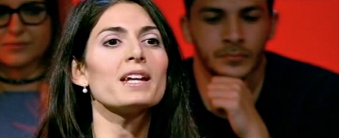 Copertina di Raggi e la polizza, da Mentana: “Che beneficio avrei da una somma che non incasserò mai?”