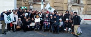 Copertina di Disabili in piazza a Roma contro il taglio al Fondo non autosufficienza: “Il governo non lasci soli i più deboli”