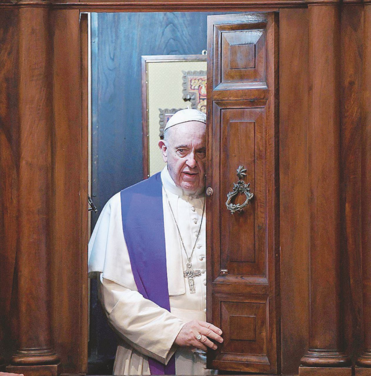 Sul soglio - Jorge Mario Bergoglio, nominato Papa il 13 marzo del 2013 - Ansa Vaticano, la fede è sepolta da migliaia di denunce di abusi
