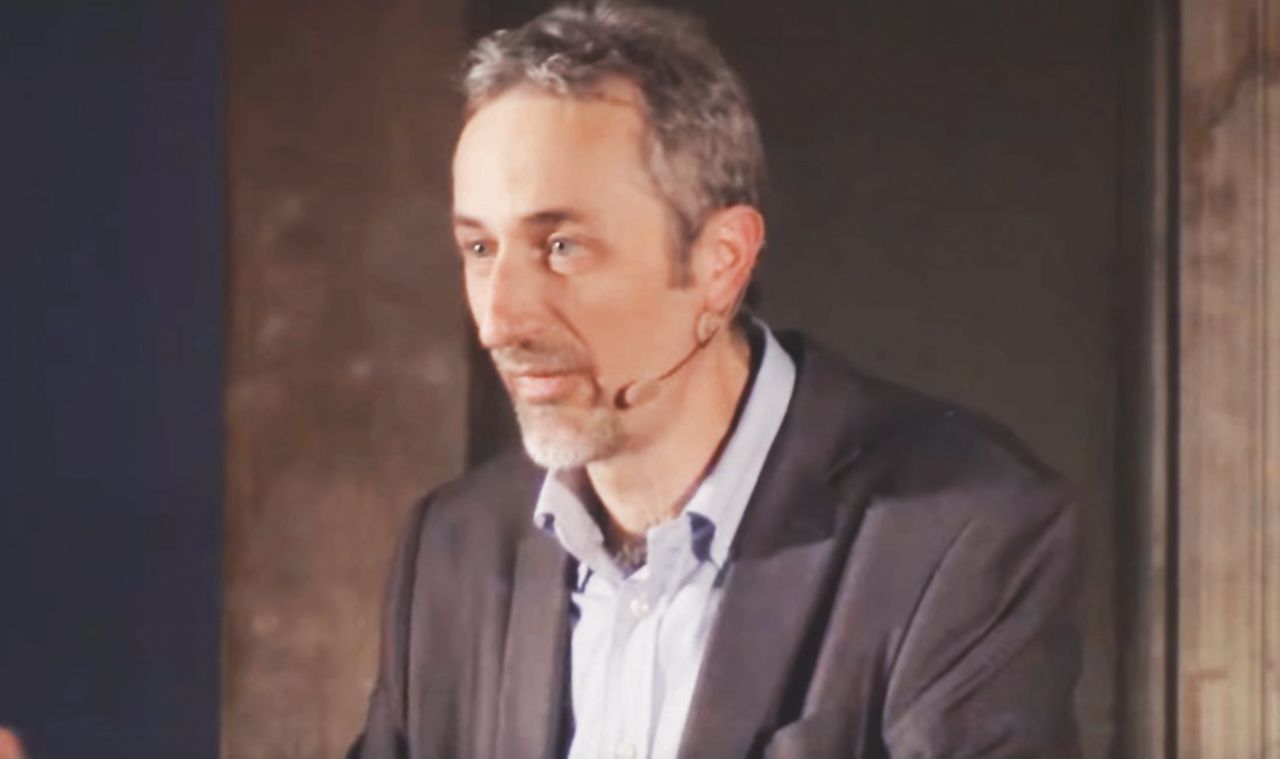 Docente - Alberto Vannucci insegna Scienza politica all’Università di Pisa “Prima gestivano tutto i partiti. Questa è l’era del prototipatore”