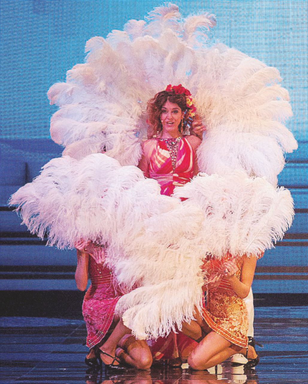 Una dozzina di inediti inframmezzati da racconti “Se non parlo canto… con la ditta” Carlotta Proietti sperimenta il teatro
