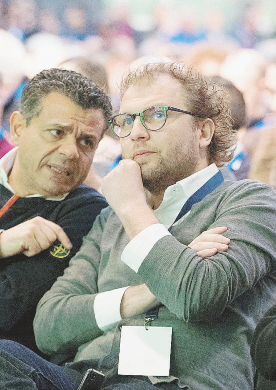 Il ministro dello Sport, Luca Lotti - Ansa Pure i bersaniani contro Lotti