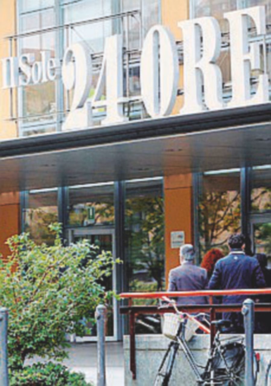 Continua la corsa del Sole 24 Ore: +25%. M5S: rialzi sospetti Continua la corsa del Sole 24 Ore: +25%. M5S: rialzi sospetti