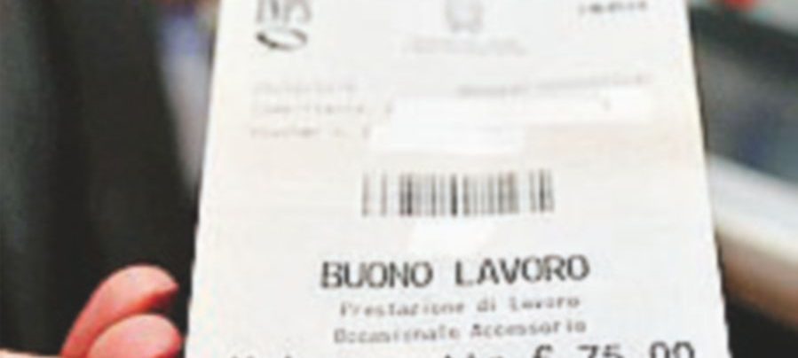 Voucher, dopo lo stop per decreto scoppia il caos Voucher, dopo lo stop per decreto scoppia il caos