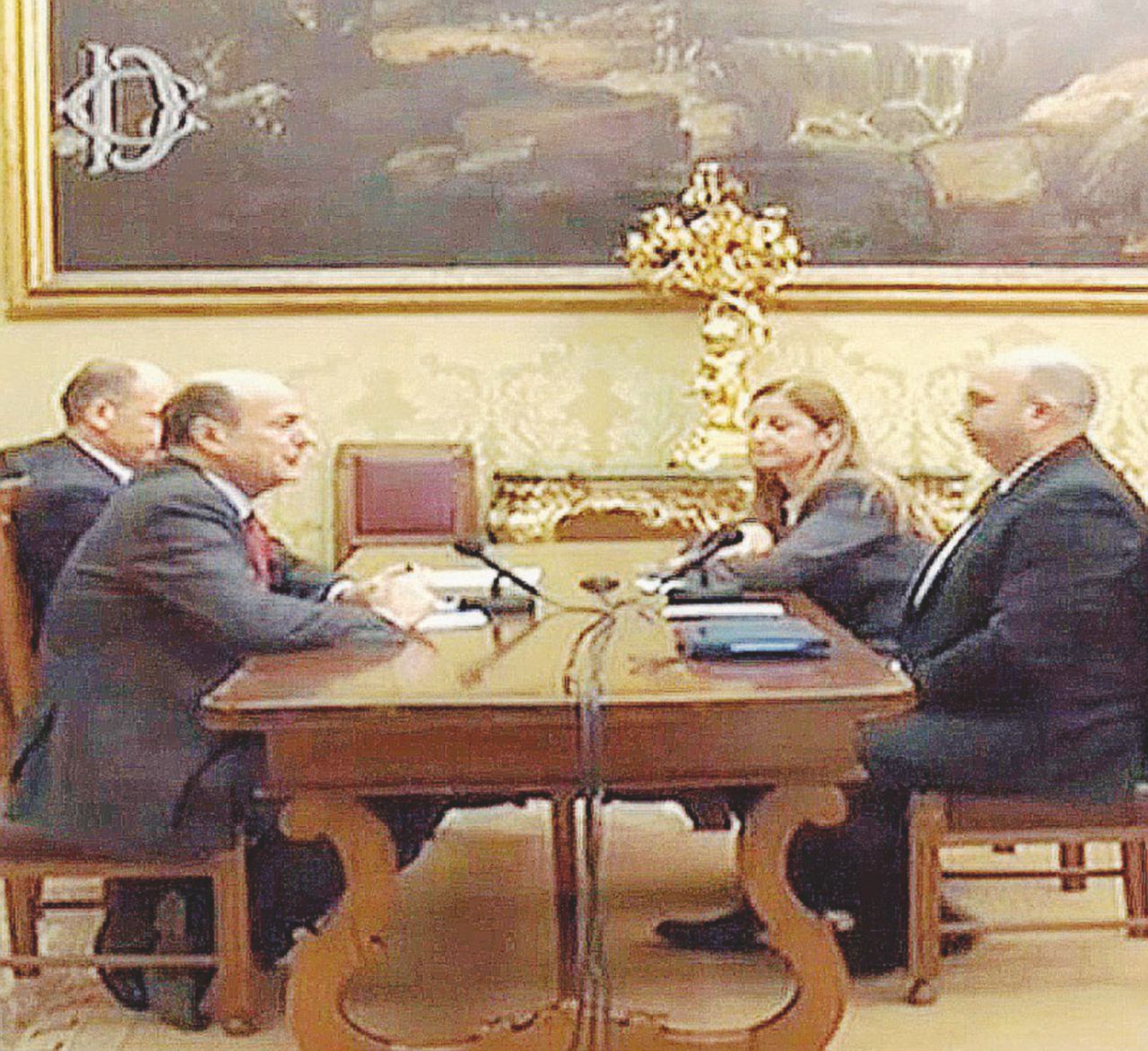 Pier Luigi Bersani con Maurizio Migliavacca incontrano in streaming Vito Crimi e Roberta Lombardi il 27 marzo 2013 - Ansa Bersani, Emiliano e gli altri. La sinistra che guarda al M5S
