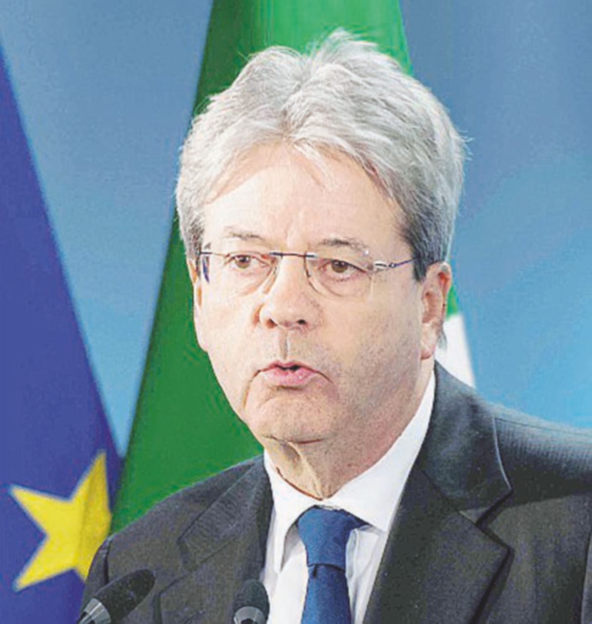 Il premier Paolo Gentiloni, Sabato Renzi prova a oscurare Gentiloni