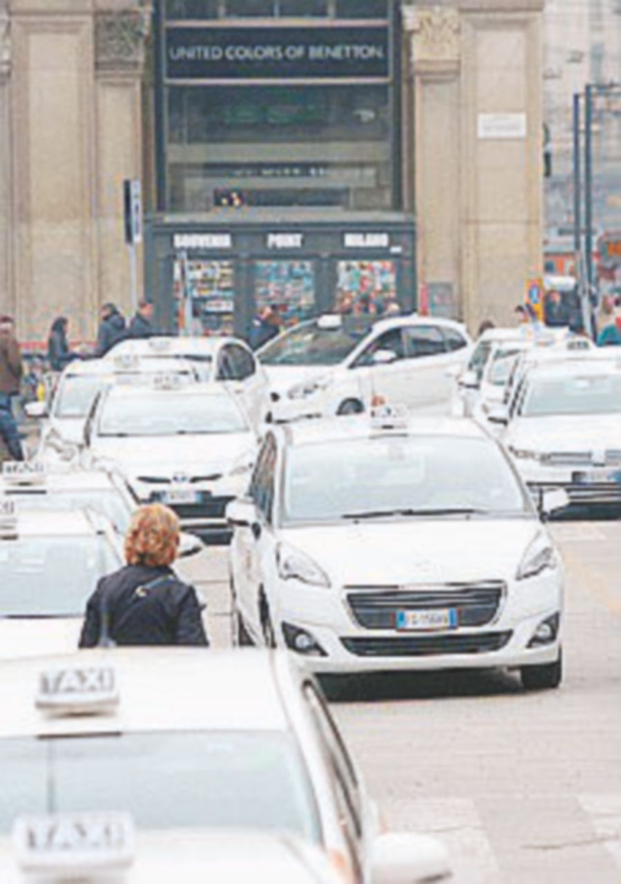 Taxi, c’è la bozza di decreto: più regole agli Ncc ma con deroga Taxi, c’è la bozza di decreto: più regole agli Ncc ma con deroga