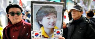 Copertina di Seul, la saga di Park: la figlia del dittatore plagiata dalla “Rasputin” coreana, che incassava decine di milioni da Samsung