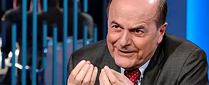 Copertina di Poletti, Bersani “rimprovera” il ministro per la gaffe sul calcetto: “Le metafore lasciale a chi le sa fare…”