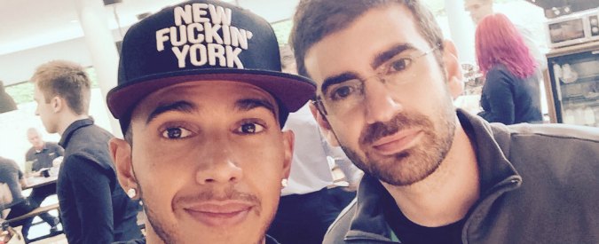 Copertina di Ingegnere in Olanda. “Ho impiegato 7 anni per la triennale, ma alla Mercedes interessavano solo le mie capacità”