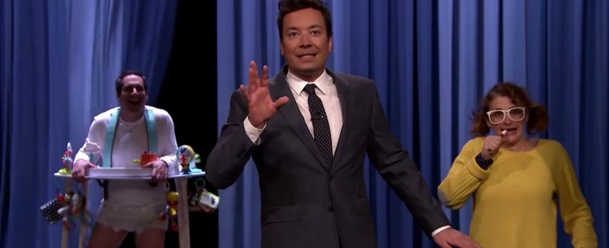 Copertina di L’irruzione dei bambini durante la diretta della Bbc diventa una parodia di Jimmy Fallon