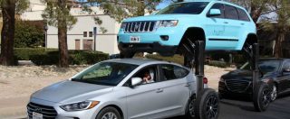 Copertina di Jeep Grand Cherokee, ecco il kit (unico) che la fa viaggiare sopra al traffico – FOTO e VIDEO