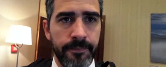 Copertina di Vitalizi, Fraccaro (M5S): “Pd prende in giro noi e cittadini. Dopo ieri non mi sento più tanto onorevole”