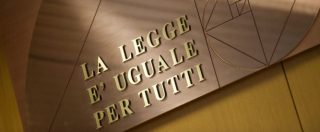 Copertina di Legittima difesa, chi scrive le leggi in Italia?
