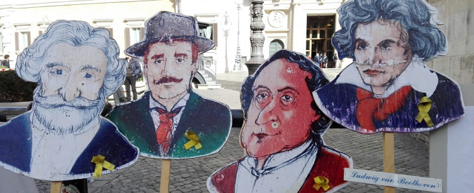 Copertina di La Lirica protesta cantando, senza i sindacati