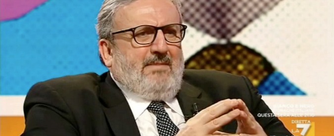 Copertina di Consip, Emiliano a La7: “Una roba che avrebbe fatto saltare uno Stato. Invece tutti tranquilli e al loro posto”