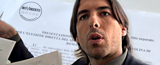 Copertina di Firme Raggi, l’accusatore Onorato: “Prima erano bufale, ora cercano sentenze per difendersi? Ma rischiano il falso”