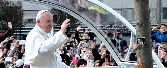 Copertina di Papa Francesco a Milano e Monza, folla di fedeli in Duomo. Rivedi la diretta di Ctv