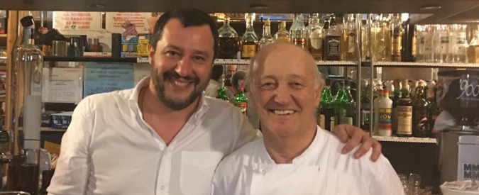 Lodi, Salvini va a cena dal ristoratore indagato per aver ucciso un ladro: “Sto con chi si difende”