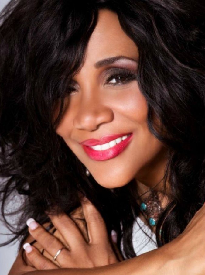 Joni Sledge morta a 60 anni: fondò il gruppo Sister Sledge. “We are family” è stata la loro hit Joni Sledge morta a 60 anni: fondò il gruppo Sister Sledge. “We are family” è stata la loro hit