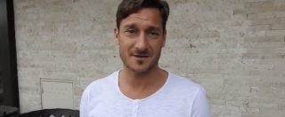 Copertina di Totti: “Sono della Lazio”, il capitano della Roma scende in campo per la campagna #bastabufale