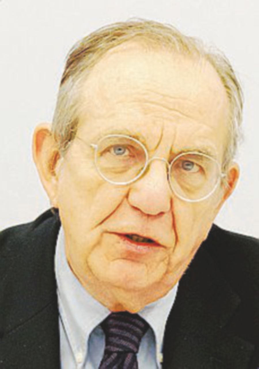 Padoan in audizione sulle scelte dei vertici di Eni, Enel & C. Padoan in audizione sulle scelte dei vertici di Eni, Enel & C.
