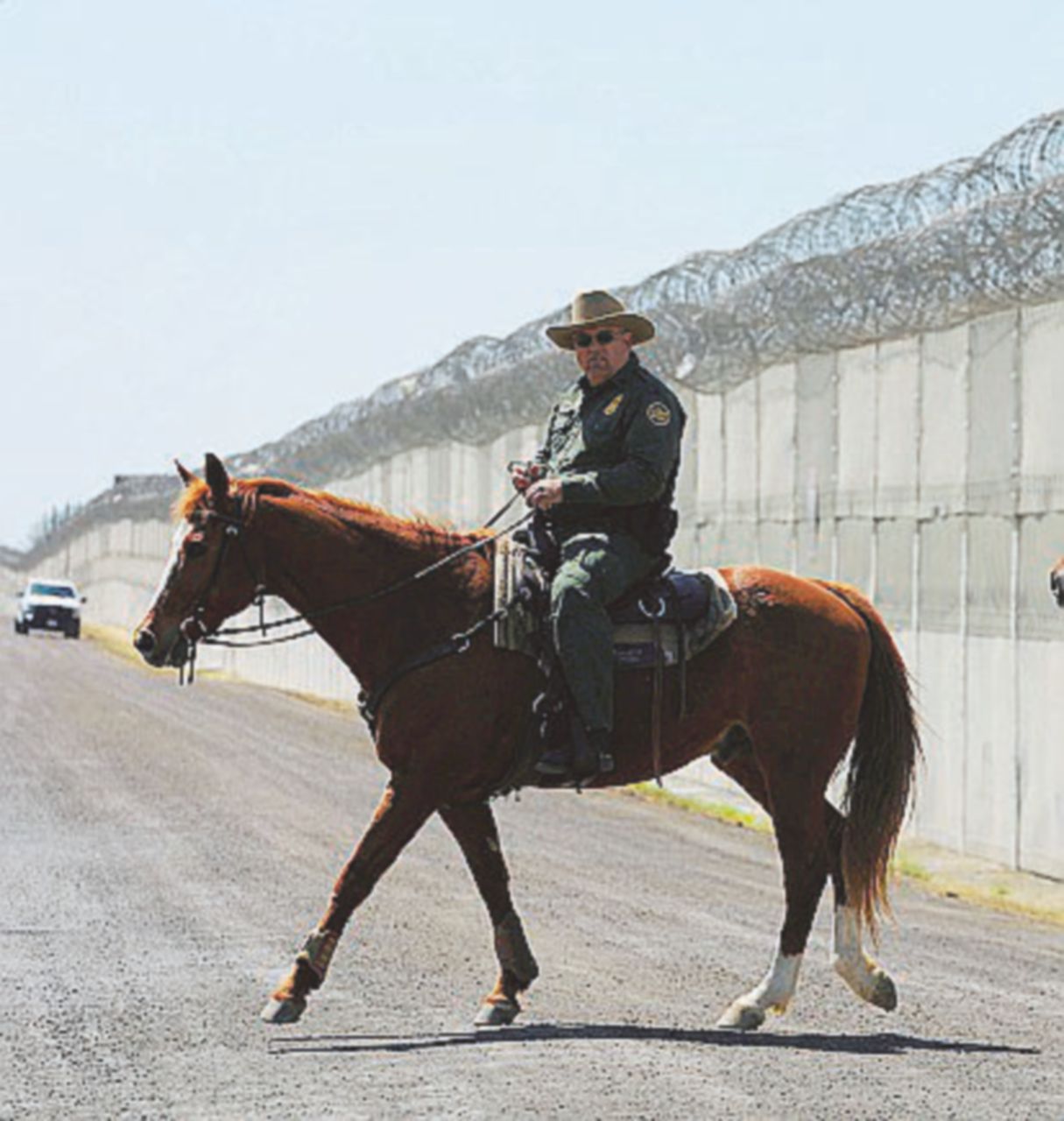 Border patrol a San Diego - Reuters Muro, sanità, migranti: che fatica, Mr. Trump