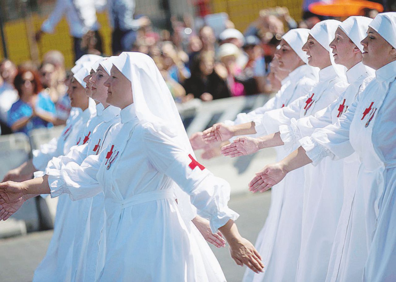 Prima gli indiani, ora in mani francesi: la guerra delle divise Klopman in Ciociaria