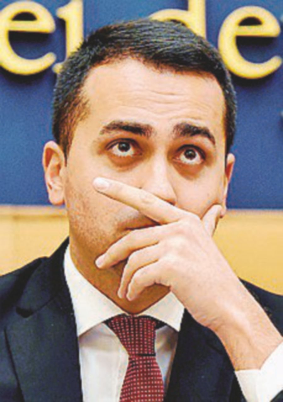 Di Maio ricoverato a Roma: “Rimarrò per controlli” Di Maio ricoverato a Roma: “Rimarrò per controlli”
