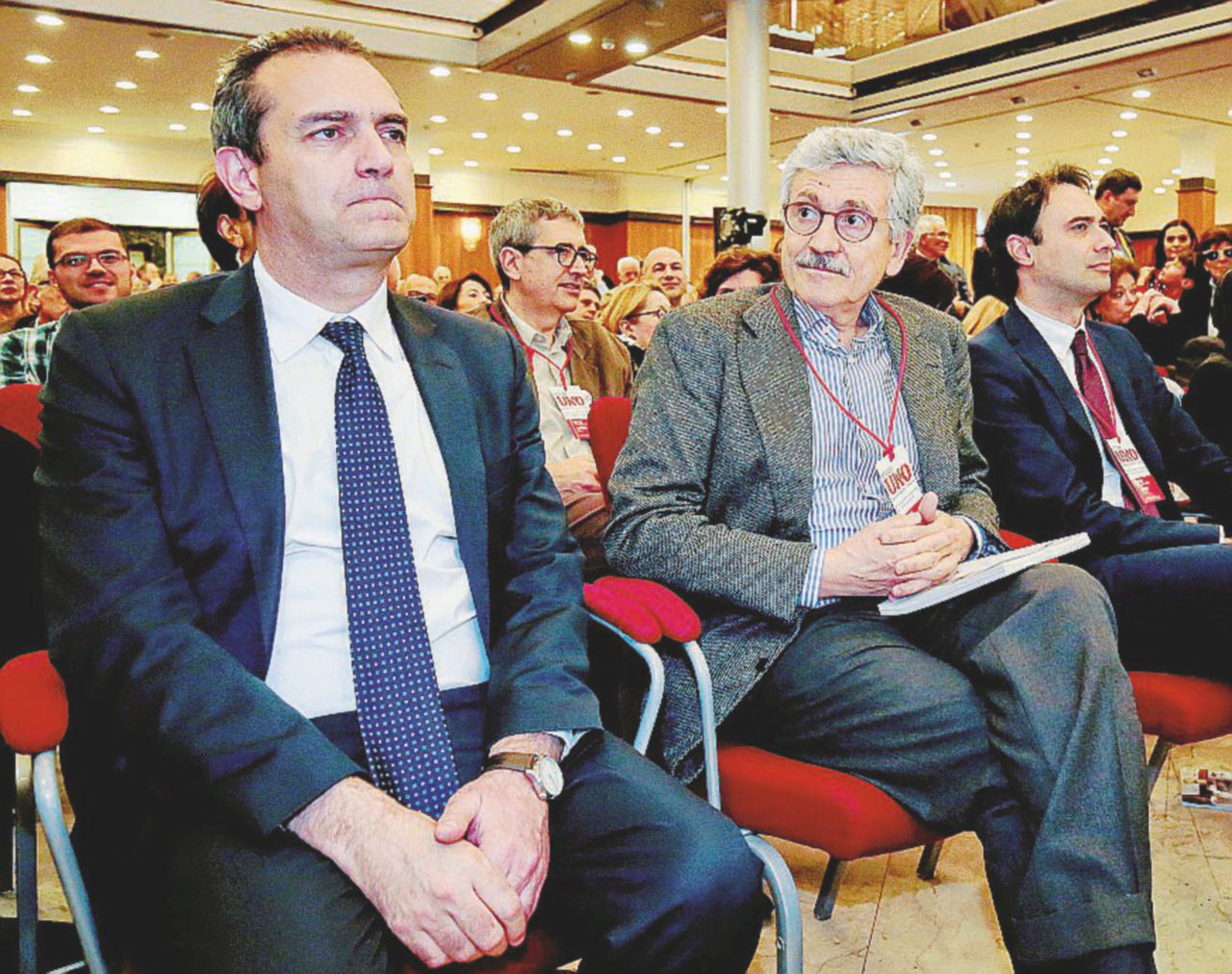 Nuovi alleati? - Luigi de Magistris e Massimo D’Alema - Ansa Miracoli renziani: “Giggino” omaggia Max D’Alema & C.