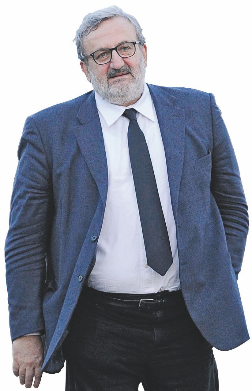 La Corte à la carte insiste: Emiliano non può candidarsi La Corte à la carte insiste: Emiliano non può candidarsi