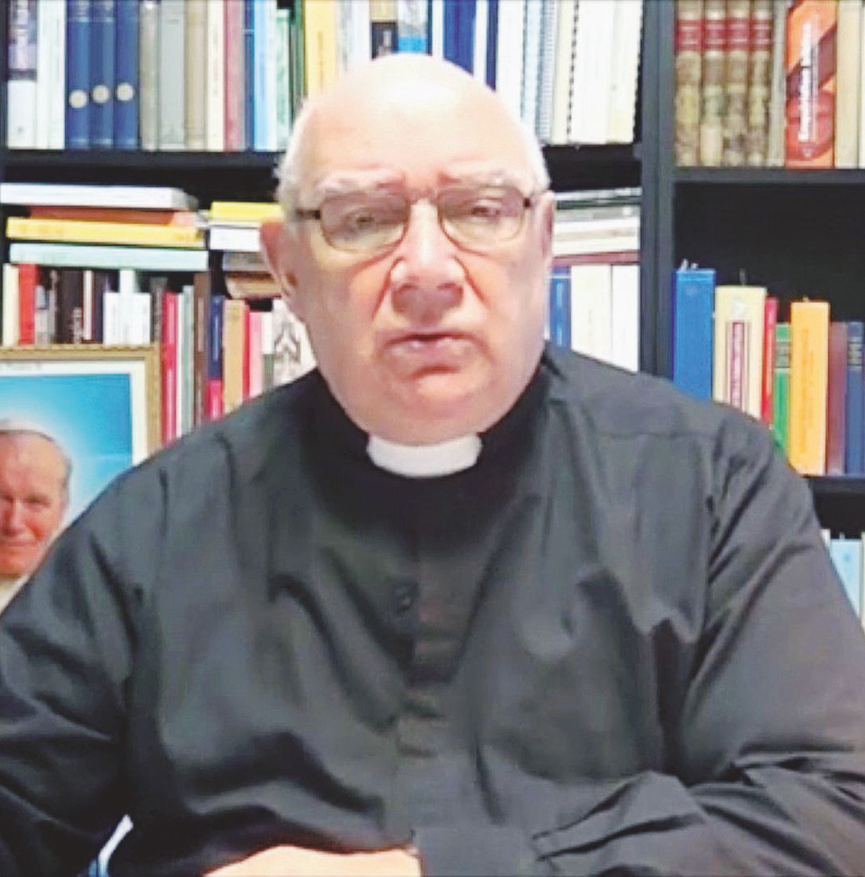 Da Mendoza - Il sacerdote Carlos Buela è ospite della diocesi di Genova - “Il prete accusato di abusi sessuali è ospite in chiesa”