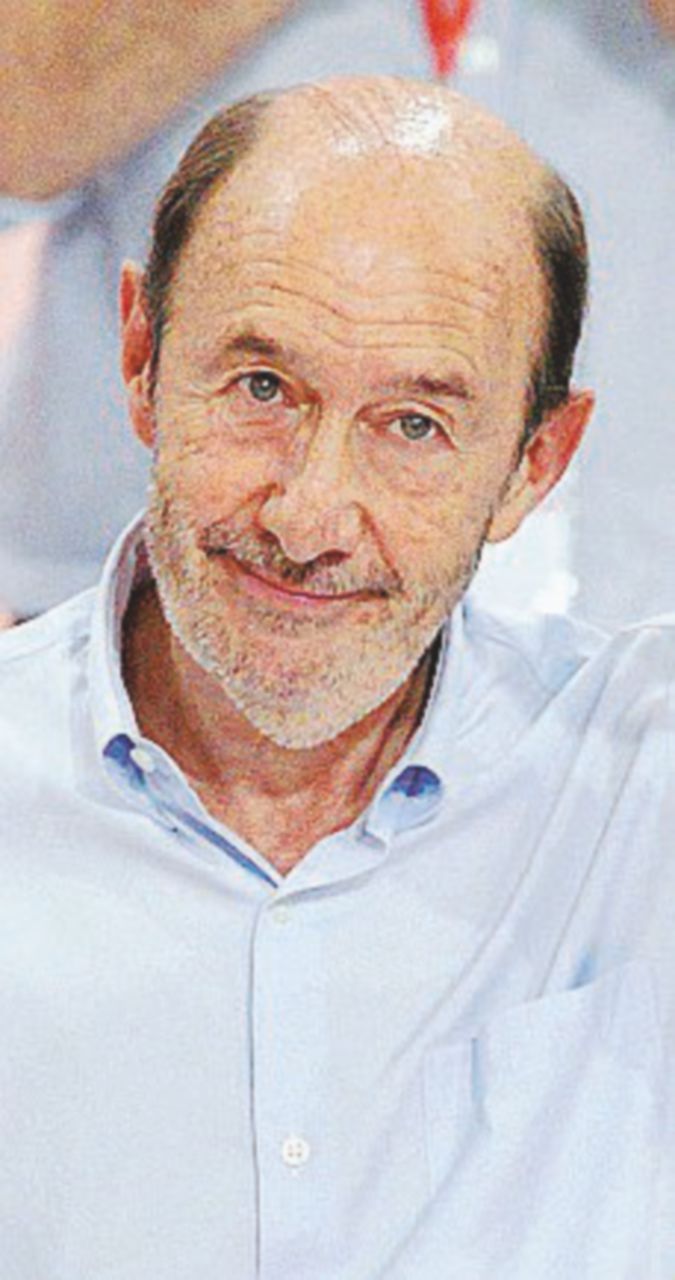 Alfredo Pérez Rubalcaba - Negoziatore al tempo del governo socialista di Zapatero - Ansa Spagna, l’addio alle armi dell’Eta. Intervista all’ex ministro Rubalcaba