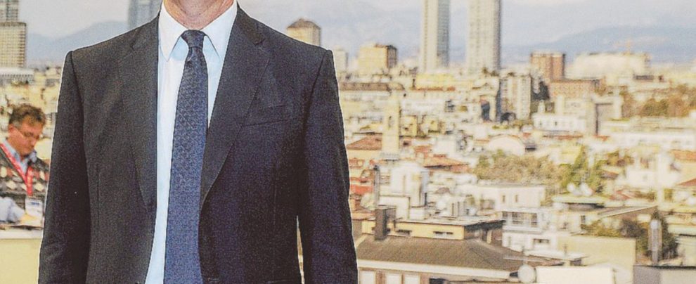 Primo cittadino - Il sindaco di Milano, Beppe Sala eletto nel 2016 - LaPresse Viaggi, autoblu, tablet: “Spese pazze” per la giunta Sala