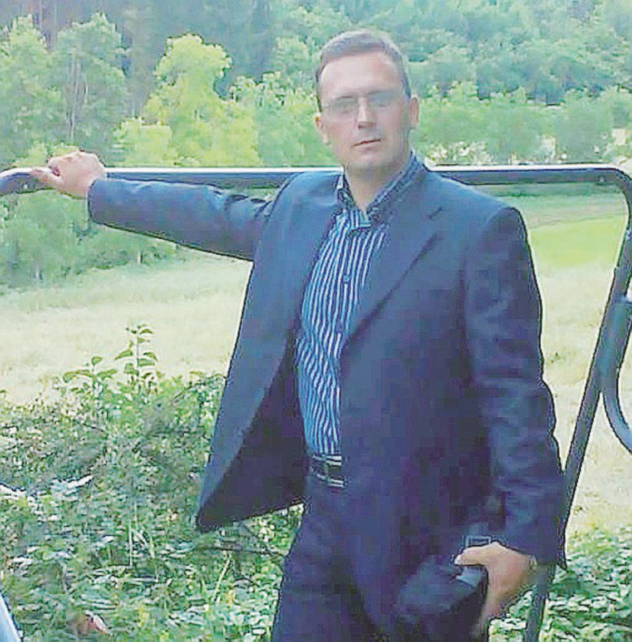 Ezechiele Norbero Feher alias Igor Vaclavic in una foto sul suo profilo Facebook. Non è russo ma serbo - Ansa Bibbia e pistole: Igor/Ezechiele “monaco” e “ninja”