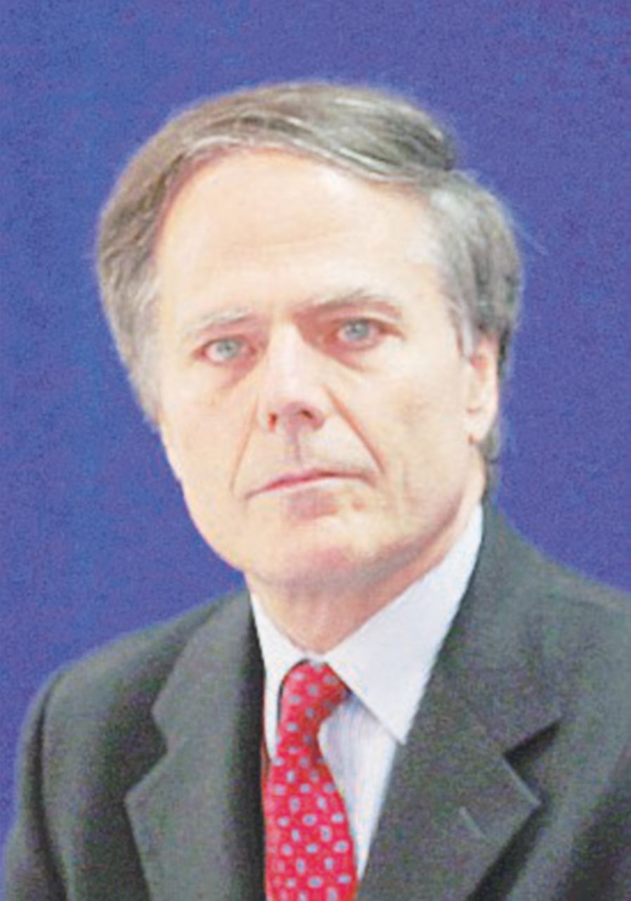 Ritorna Moavero: l’ex ministro lavorerà sulla Brexit Ritorna Moavero: l’ex ministro lavorerà sulla Brexit