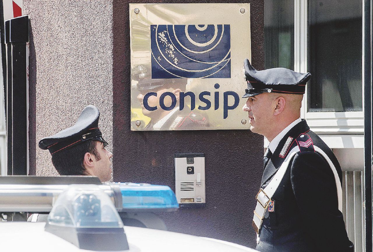 Indagini - La perquisizione negli uffici di Consip il 13 aprile. Consip, la grande bufala sul capitano Scafarto