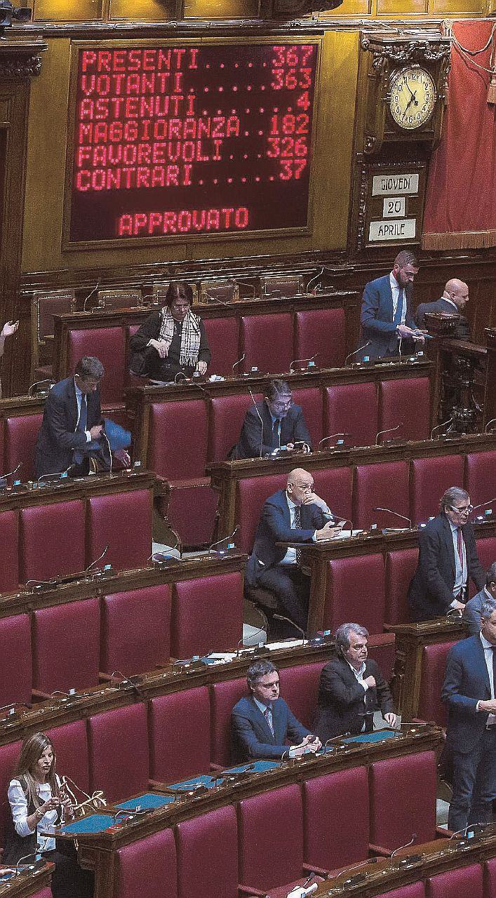 Copertina di Biotestamento, sì da Pd e M5S. Ma in Senato i numeri ballano