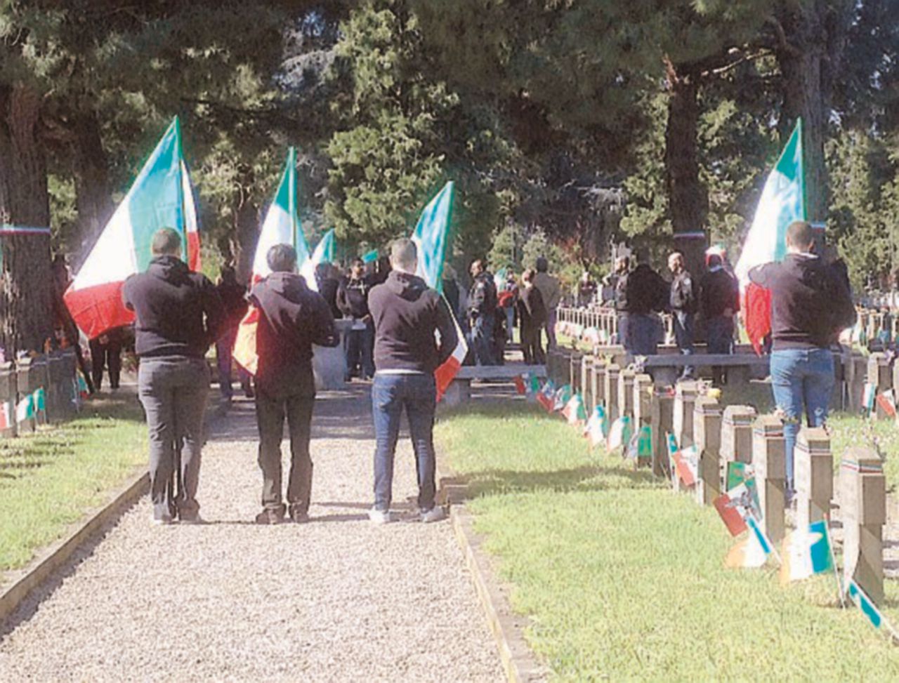 Copertina di La festa di Milano: no alla parata “nera”, Brigata ebraica alla manifestazione