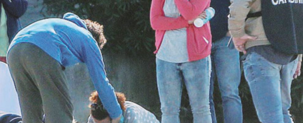 Sulla sua strada - L’incidente tra Filottrano (Ancona), dove era nato, e Jesi - Ansa Addio a Scarponi, travolto appena prima dello sprint