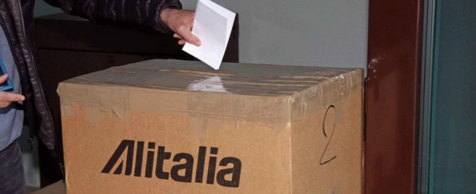 Referendum Alitalia, a Milano e Roma stravince il no. I lavoratori sconfessano i sindacati