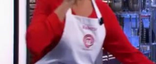 Copertina di Celebrity MasterChef, la vincitrice è Roberta Capua (nonostante la cozza che le è esplosa in faccia) – VIDEO